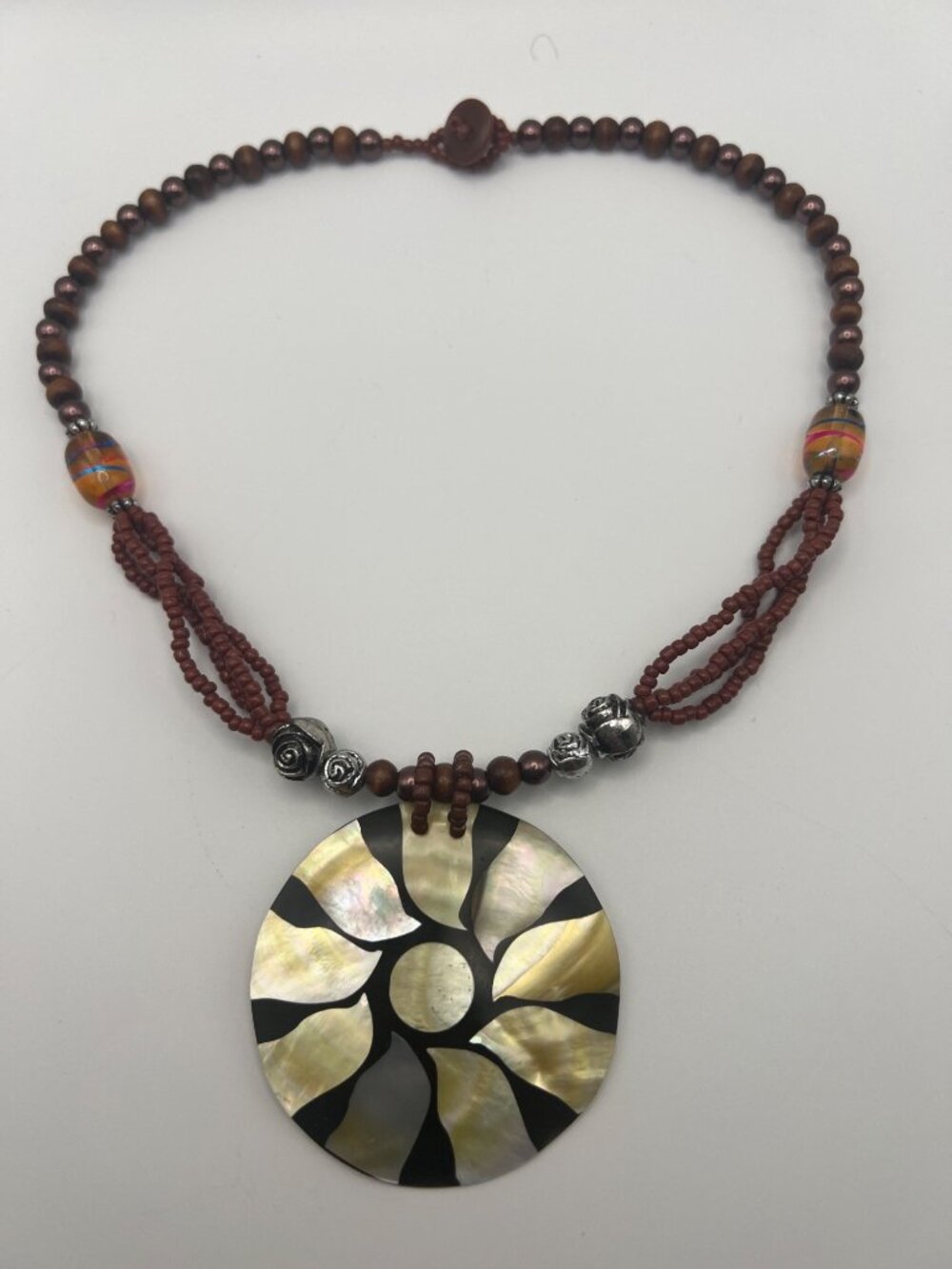 Artisan Beaded Necklace Mother Of Pearl Sunburst Pendant Roses Multicolor 18.5" - Picture 2 of 12